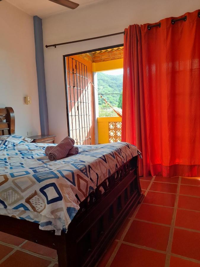 Hostal La Casa De Felipe *