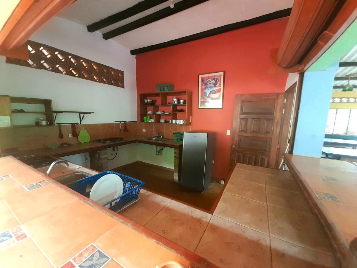 Hostal La Casa De Felipe Taganga