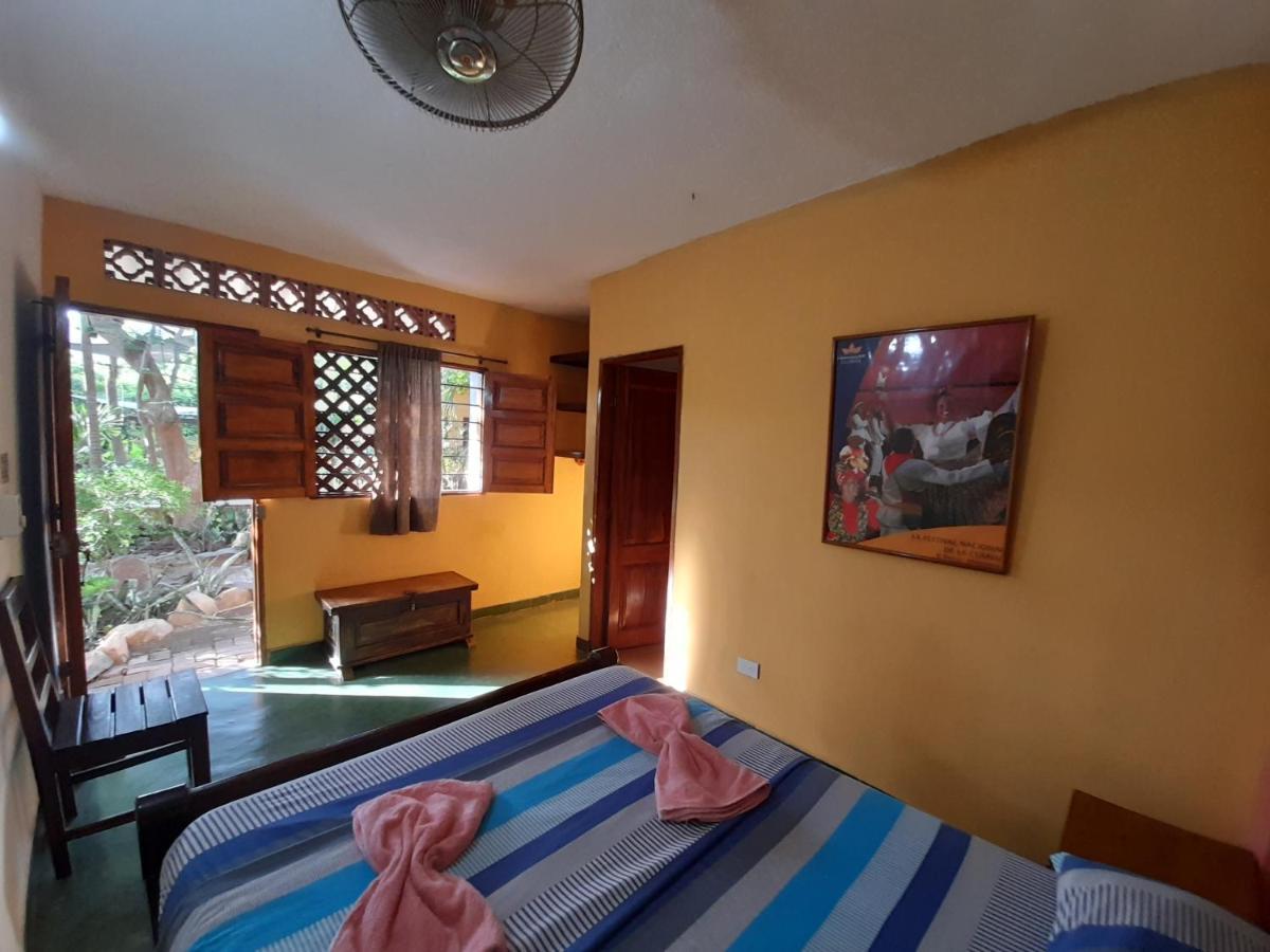 La Casa De Felipe * Taganga