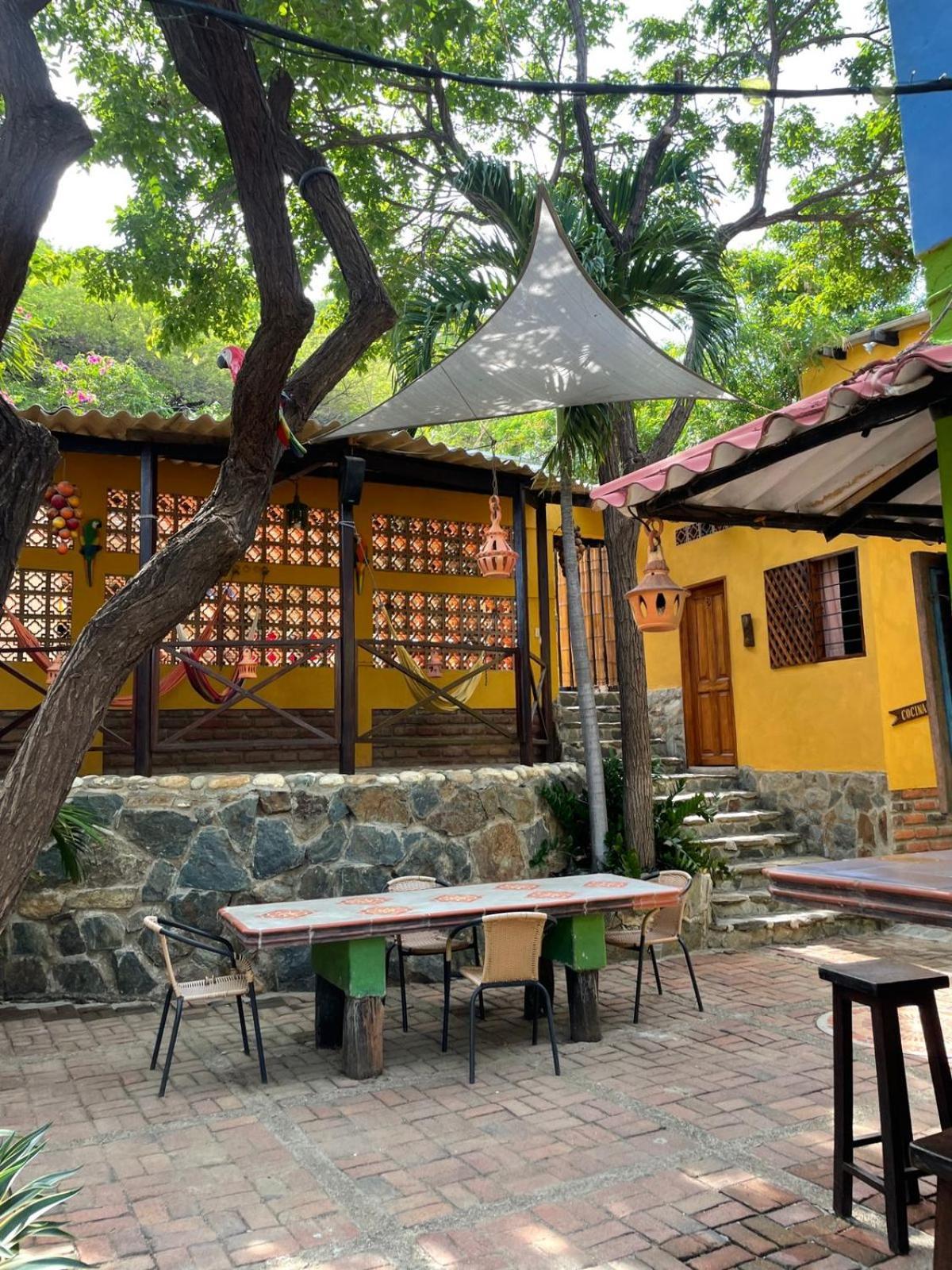 La Casa De Felipe Hostal